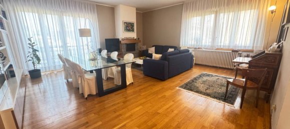 3 bedrooms Apartment in Limbiate, Italy No. 269225 5