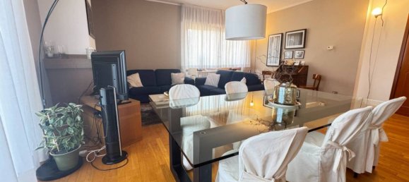 3 bedrooms Apartment in Limbiate, Italy No. 269225 6