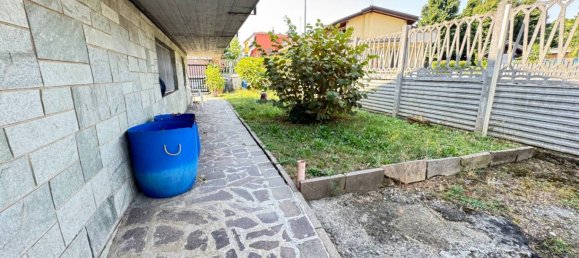 3 bedrooms Apartment in Limbiate, Italy No. 269225 45