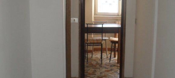 2 Schlafzimmer Wohnung in Milan, Italy, Nr. 241727 8