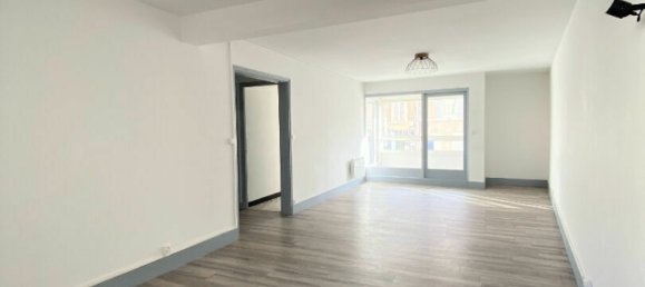 9 Schlafzimmer Gebäude in Bourges, France, Nr. 247041 5