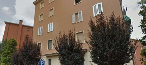 4 rooms Apartment in Bologna, Italy No. 229002 20