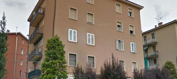 4 rooms Apartment in Bologna, Italy No. 229002 12