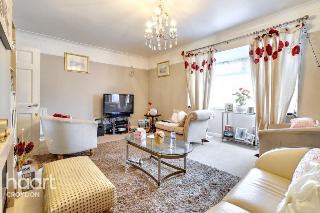 Бунгало с 2 спальнями в Кройдон, Великобритания № 4863