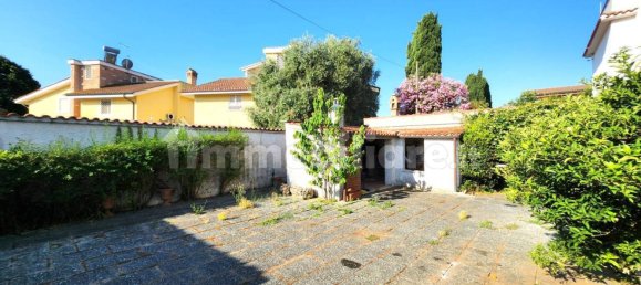 3 Schlafzimmer Villa in Rome, Italy, Nr. 295569 12
