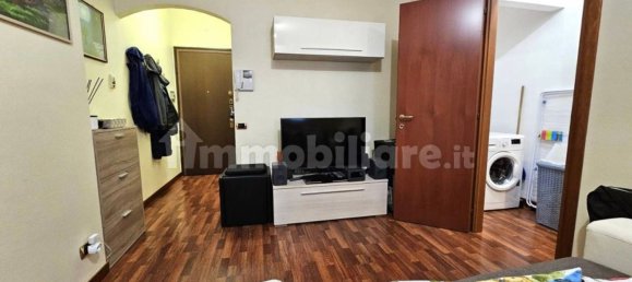 Квартира с 2 комнатами в Вимеркате, Италия № 286169 2