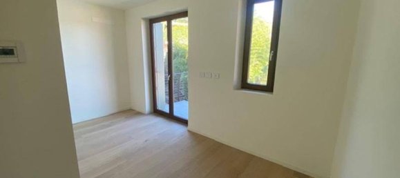 2 bedrooms Penthouse in Menaggio, Italy No. 110138 4