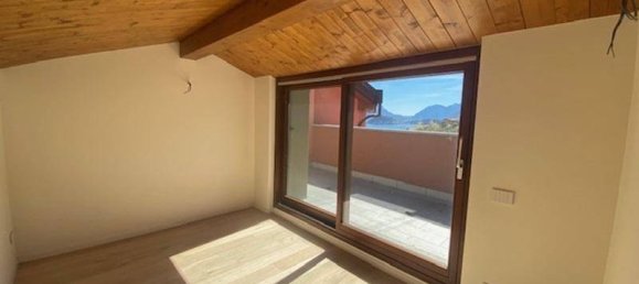 2 bedrooms Penthouse in Menaggio, Italy No. 110138 13