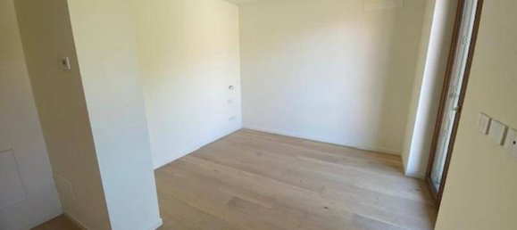 2 bedrooms Penthouse in Menaggio, Italy No. 110138 6