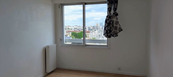 2 rooms Apartment in Paris, France No. 289513 4