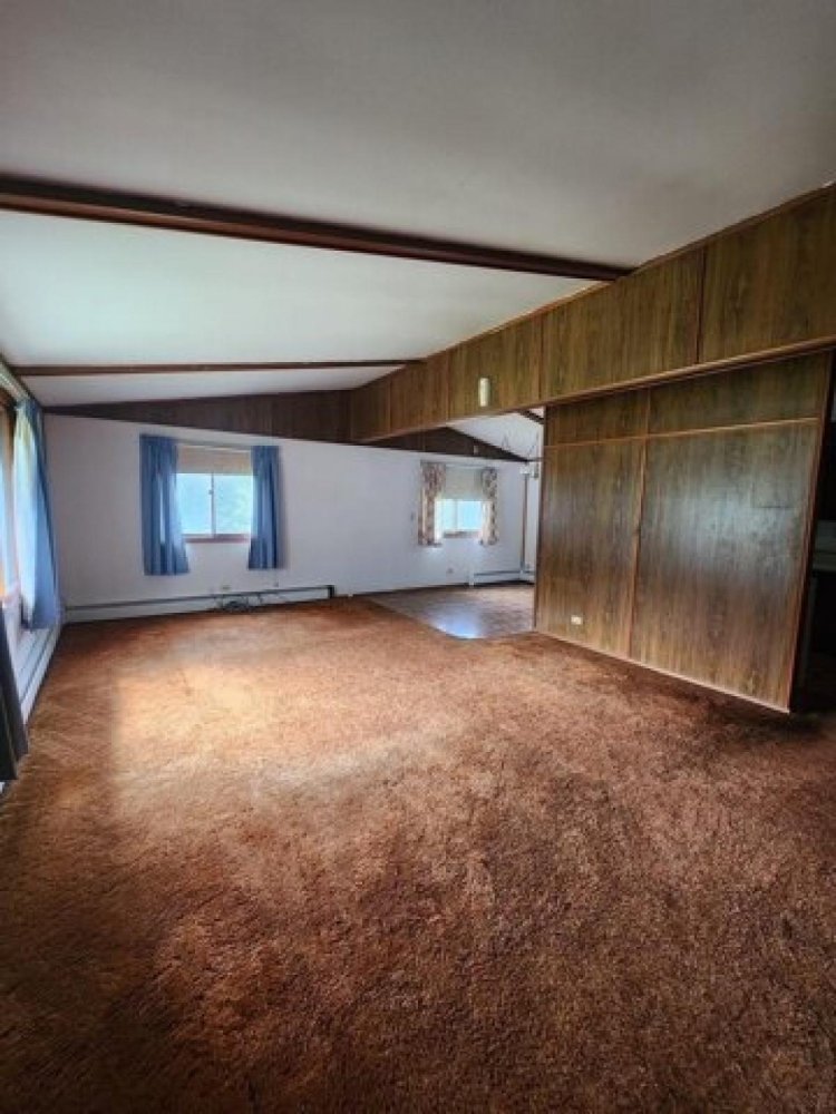  Land in Winterset, USA No. 490143