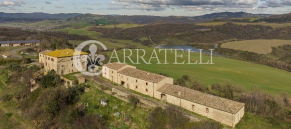 43 rooms House in Radicondoli, Italy No. 84293 21