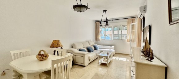 Apartamento de 2 dormitorios en Fuengirola, Spain No. 146568 3