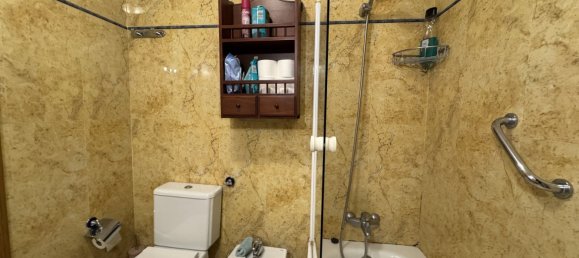 Apartamento de 2 dormitorios en Fuengirola, Spain No. 146568 11