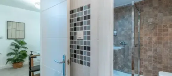 Apartamento de 2 dormitorios en Granada, Spain No. 176326 24