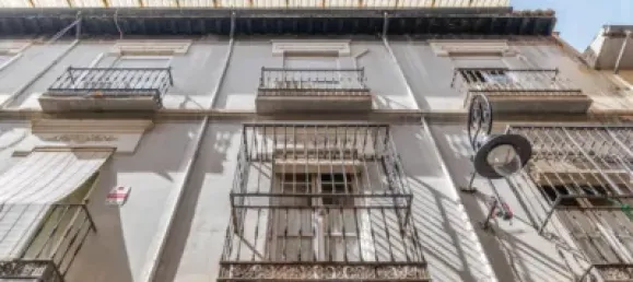 Apartamento de 2 dormitorios en Granada, Spain No. 176326 2