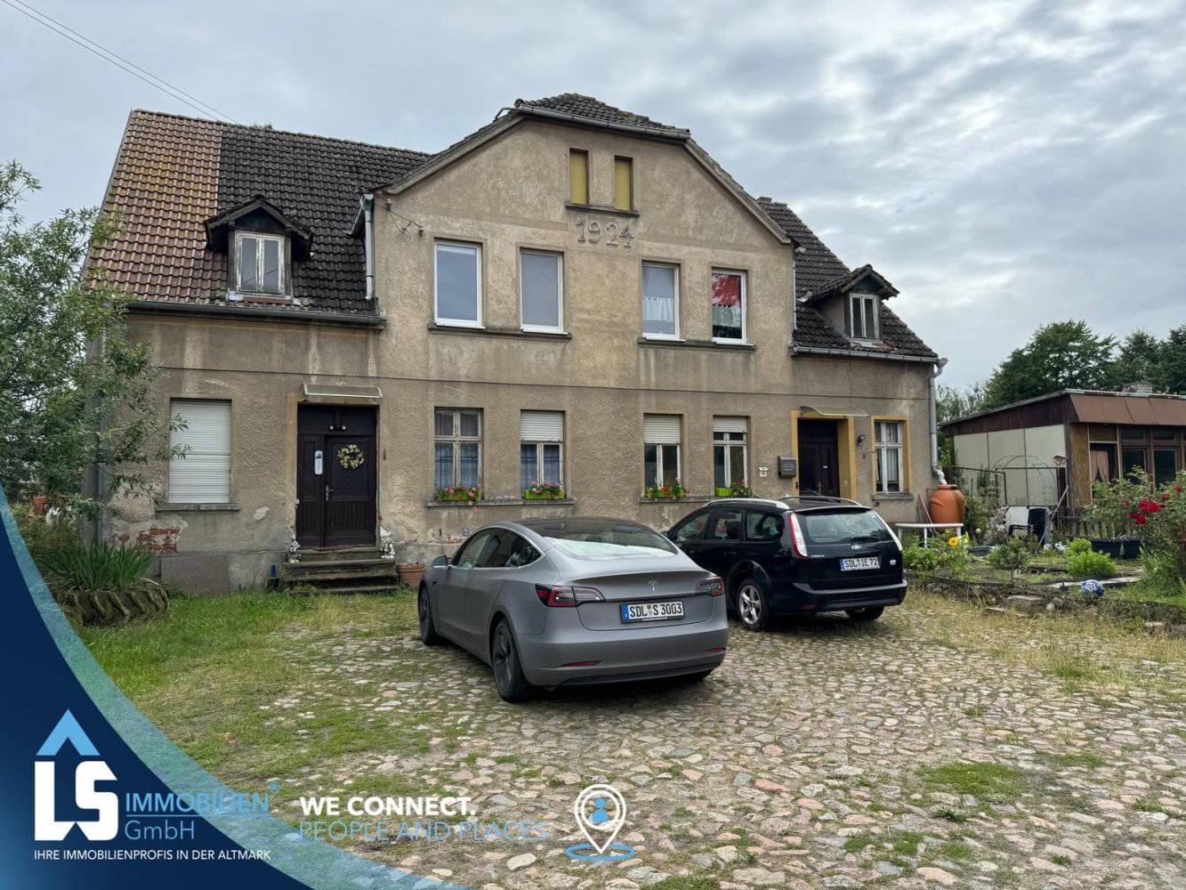 Adosado de 12 habitaciónes en Stendal, Germany No. 171750