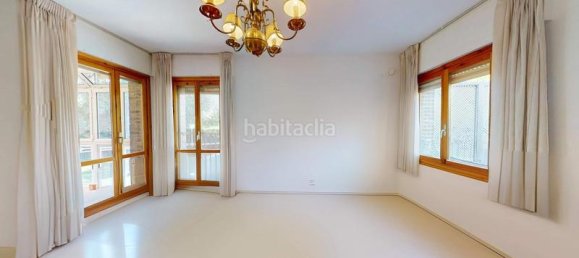 6 غرف نوم منزل في Zaragoza, Spain رقم 65243 10