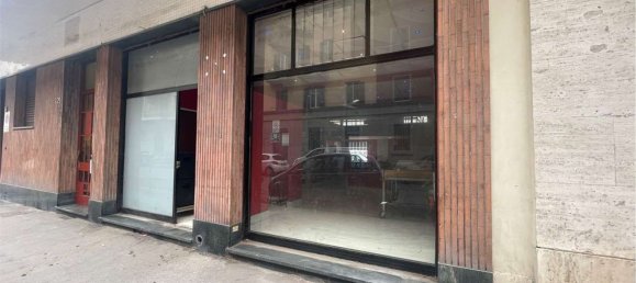 200m² Commercial property in Turin, Italy No. 179427 5