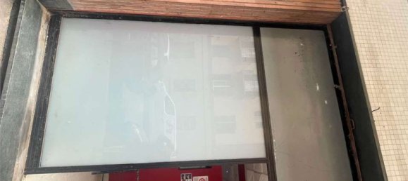 200m² Commercial property in Turin, Italy No. 179427 2