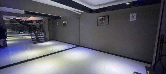 200m² Commercial property in Turin, Italy No. 179427 41