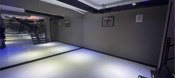 200m² Commercial property in Turin, Italy No. 179427 42