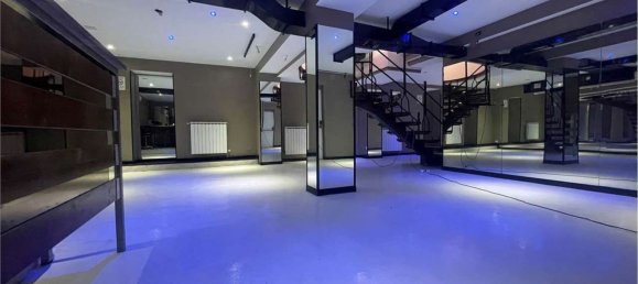 200m² Commercial property in Turin, Italy No. 179427 47