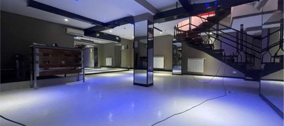 200m² Commercial property in Turin, Italy No. 179427 45