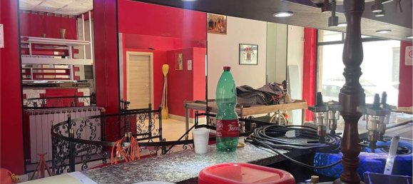 200m² Commercial property in Turin, Italy No. 179427 17