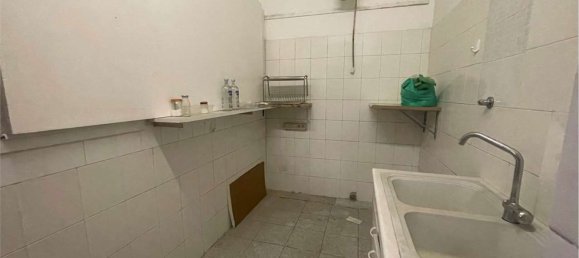 200m² Commercial property in Turin, Italy No. 179427 8