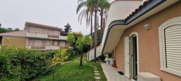 Villa de 3 habitaciónes en Mascali, Italy No. 278352 2
