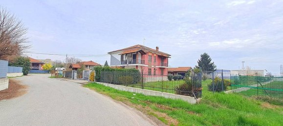 2 Schlafzimmer Villa in Frossasco, Italy, Nr. 203378 46