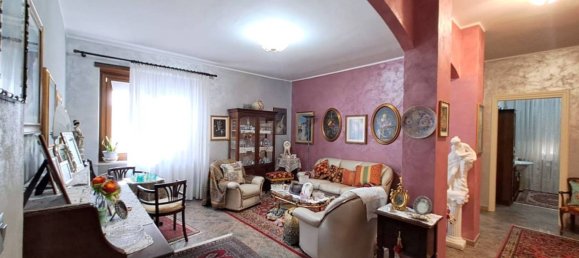 2 Schlafzimmer Villa in Frossasco, Italy, Nr. 203378 32