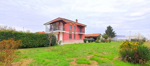 2 Schlafzimmer Villa in Frossasco, Italy, Nr. 203378 15