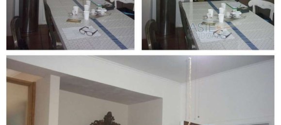 6 rooms Apartment in Torre Annunziata, Italy No. 9547 7