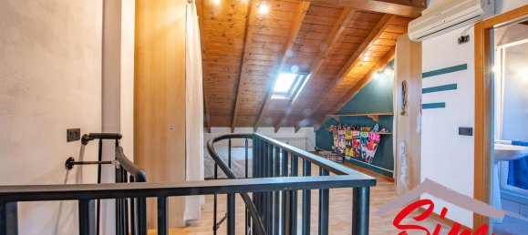 3 rooms Apartment in Novara, Italy No. 160620 16