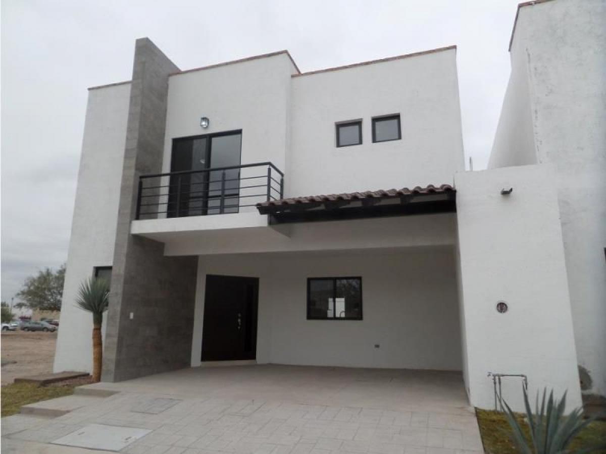 3 bedrooms House in Playa Vicente, Mexico No. 174970