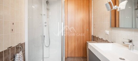 3 bedrooms Apartment in Reggio Emilia, Italy No. 374292 22