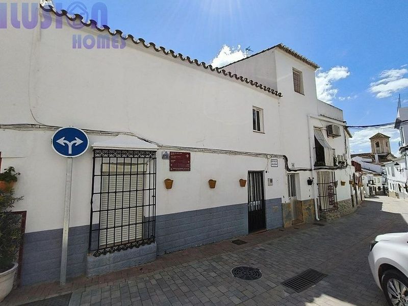 Moradia em banda T6 em Manilva, Spain N.º 220504