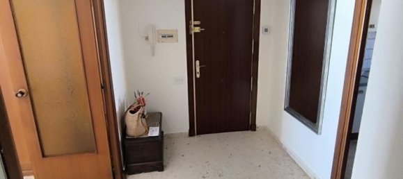 Apartamento de 3 dormitorios en Torrevieja, Spain No. 187999 10