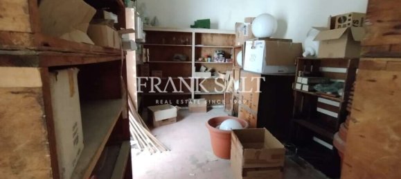 2 غرف نوم طابقين في Zabbar, Malta رقم 3052 2