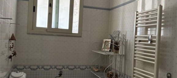 Apartamento de 4 dormitorios en Sant'Agata li Battiati, Italy No. 311735 13