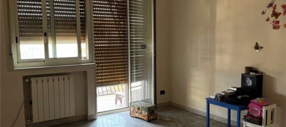 Apartamento de 4 dormitorios en Sant'Agata li Battiati, Italy No. 311735 15