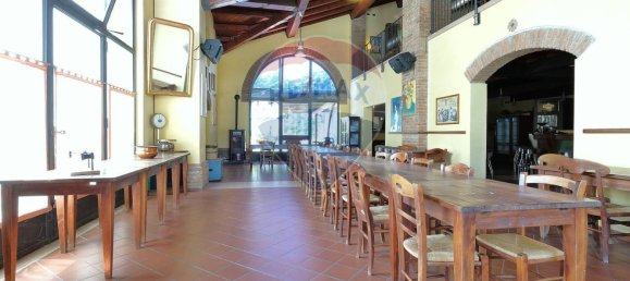 Casa de 4 dormitorios en Ostiglia, Italy No. 319450 15