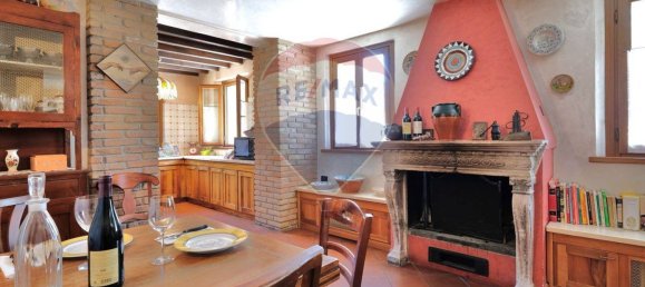 Casa de 4 dormitorios en Ostiglia, Italy No. 319450 7