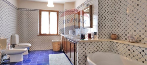 Casa de 4 dormitorios en Ostiglia, Italy No. 319450 12