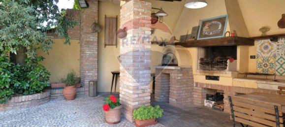 Casa de 4 dormitorios en Ostiglia, Italy No. 319450 19