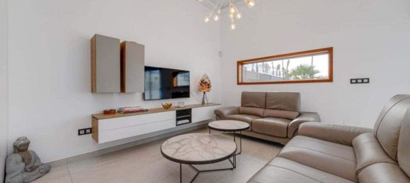 Casa de 3 dormitorios en Guardamar del Segura, Spain No. 188012 8