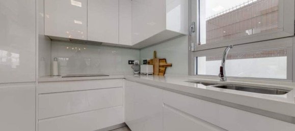 Casa de 3 dormitorios en Guardamar del Segura, Spain No. 188012 4