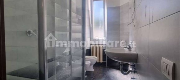 2 Schlafzimmer Wohnung in Varese, Italy, Nr. 344042 10